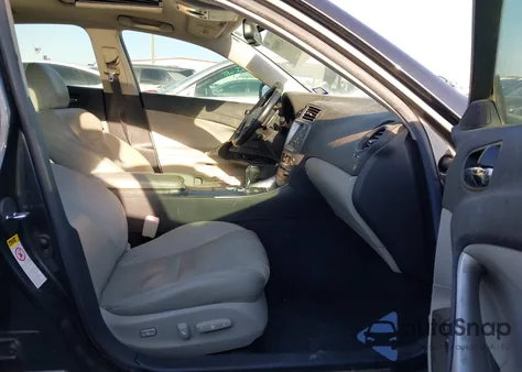 2007 Lexus Is 350 из США, поврежденный, VIN JTHBE262772008401